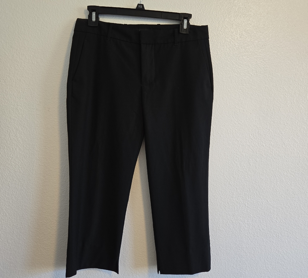 Zara Women's Black Capris